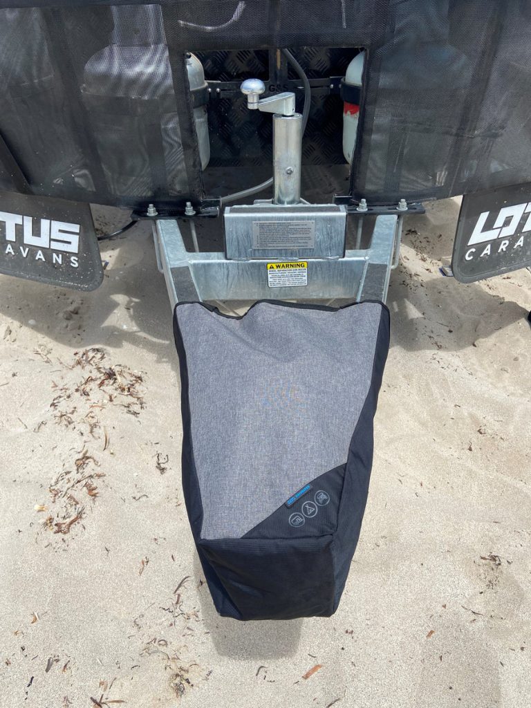 TOW HITCH BUDDY Off Grid 4x4